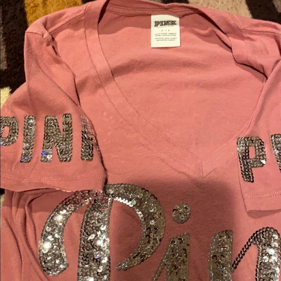 VS PINK SEQUINED TEE - Picture 3 of 4